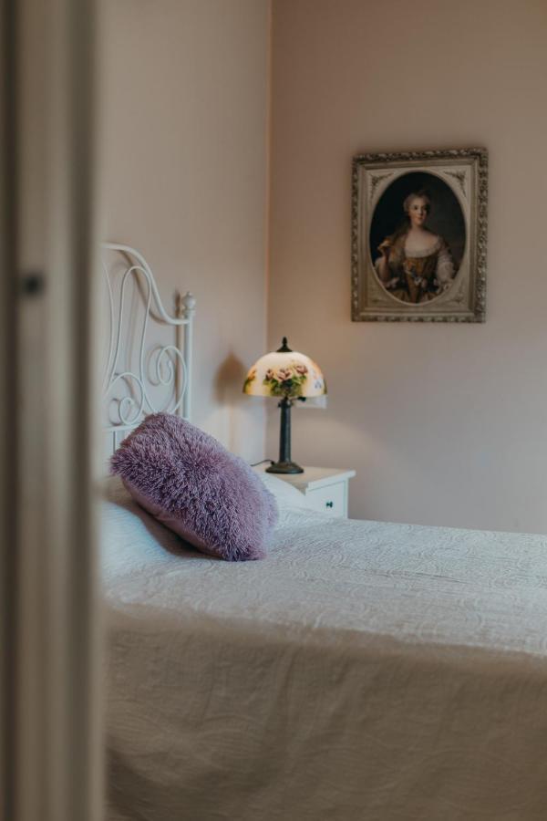 Le Due Dame Hotel Manerba del Garda Buitenkant foto