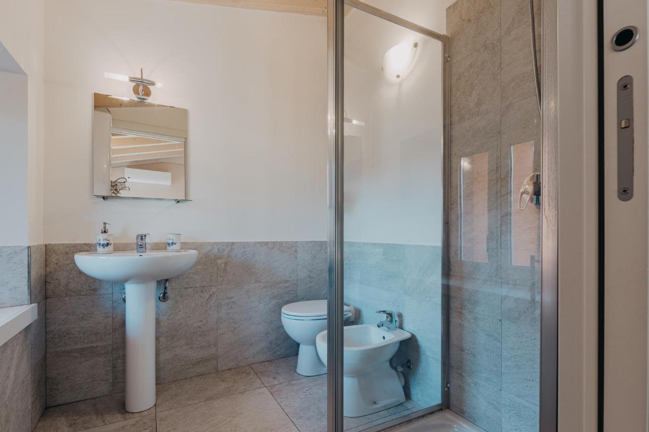 Le Due Dame Hotel Manerba del Garda Buitenkant foto