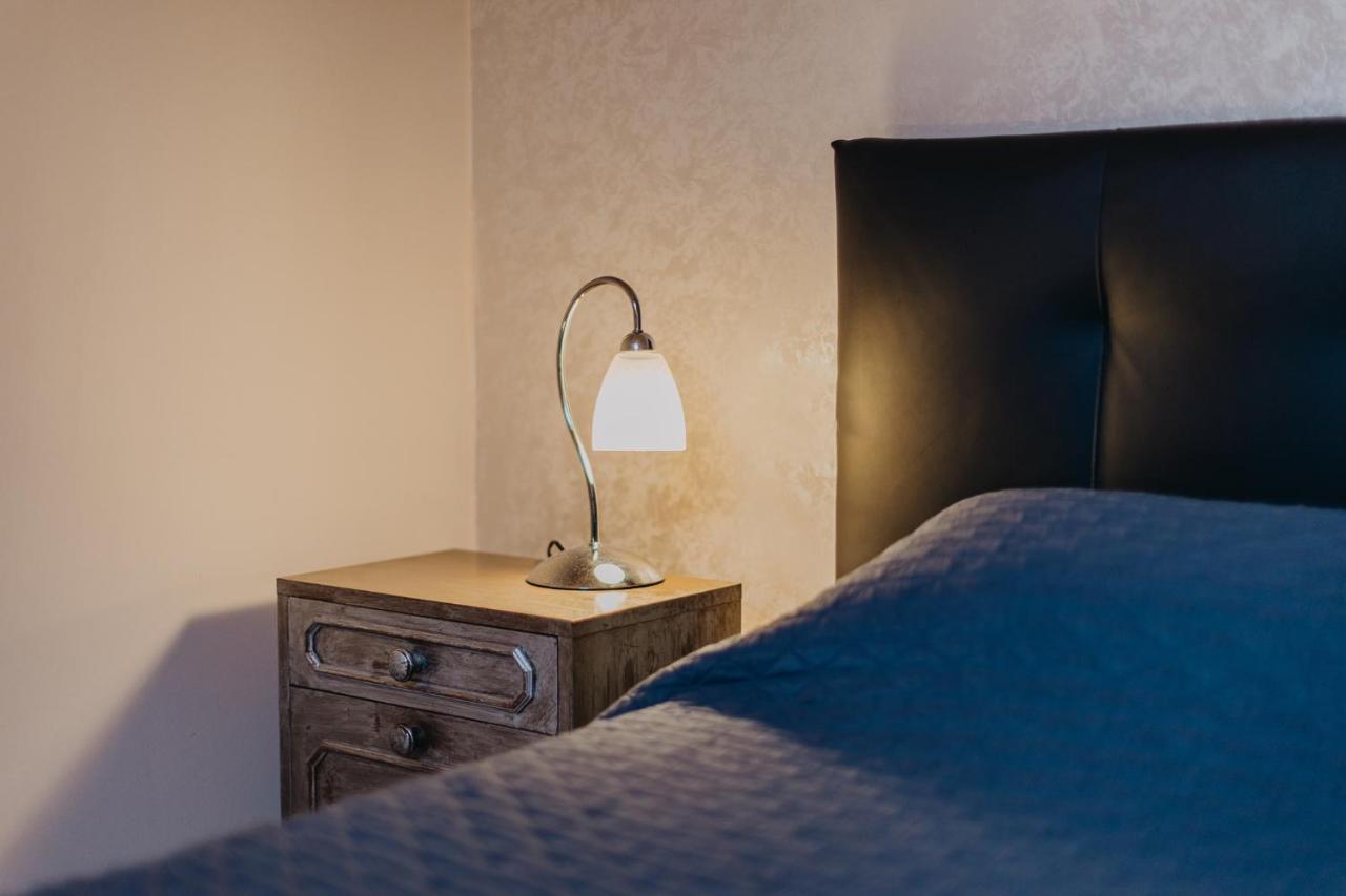 Le Due Dame Hotel Manerba del Garda Buitenkant foto