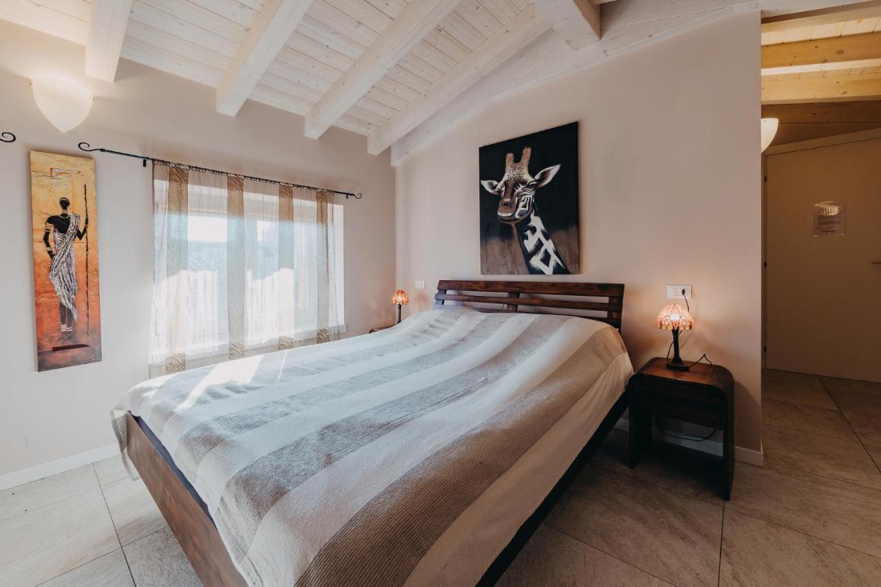 Le Due Dame Hotel Manerba del Garda Buitenkant foto
